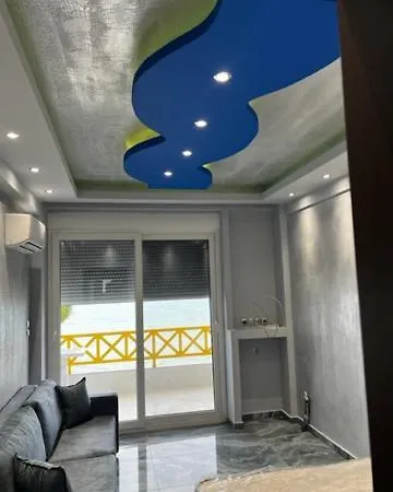 Apartament Luxury First Line By Makhome Hanioti