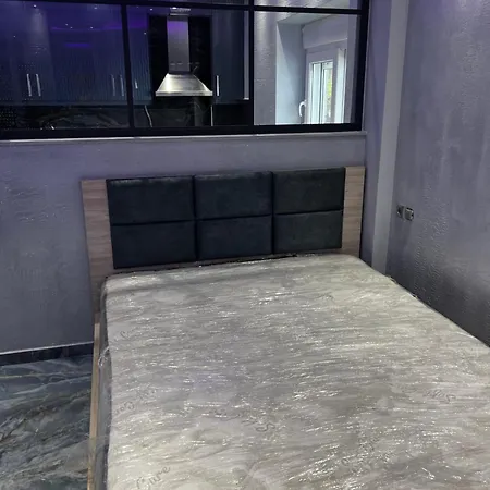 Luxury First Line By Makhome Apartament